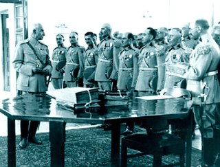 جلسه ی رضاشاه پهلوی با فرماندهان ارتش ، در شهریور 1320